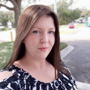 Meet your Posher, Caitlyn